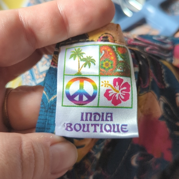 Gorgeous Indian Print Wrap Skirt One Size Fits All - Picture 3 of 5